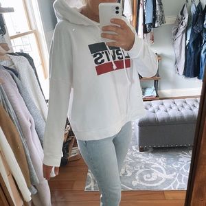 White Levi’s hoodie